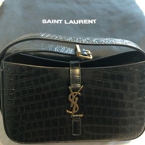 YSL le 5 à 7 hobo bag